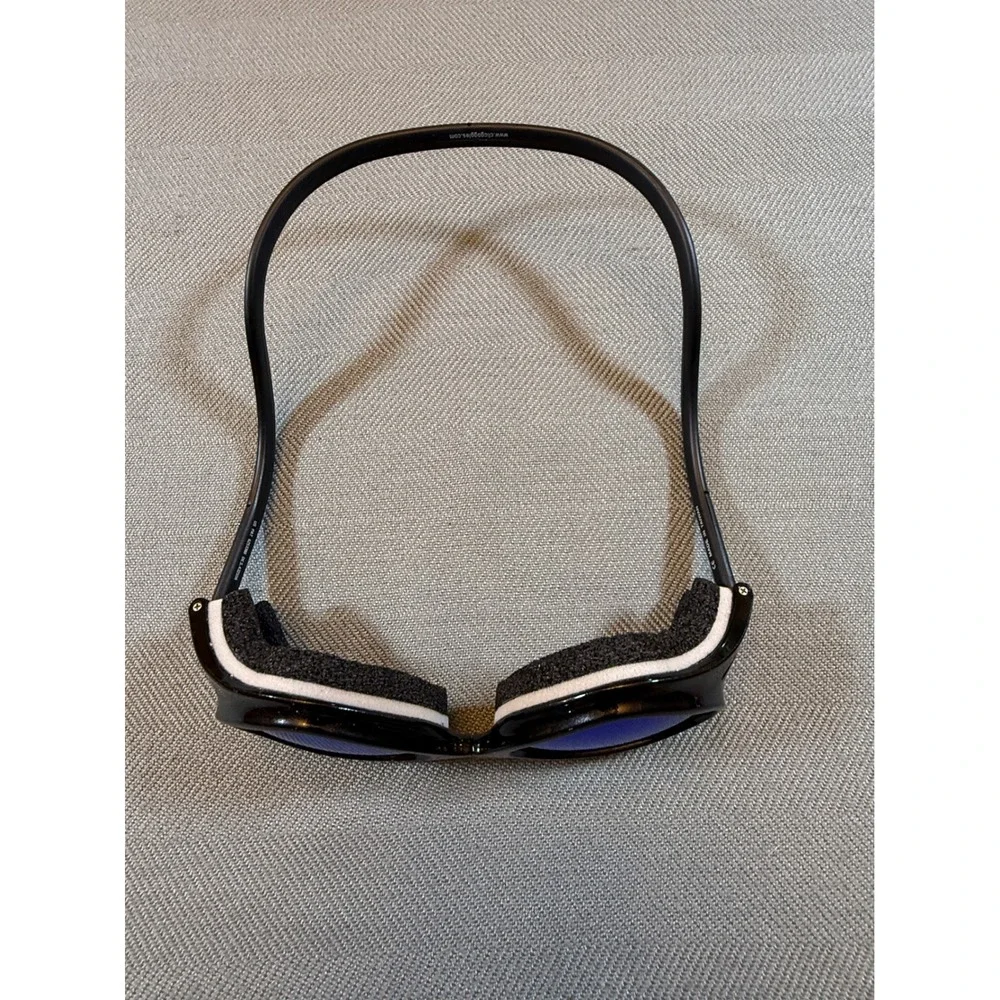 Cliq Goggles Magnetic Front Connection Blue Tint Lenses Black Foam Padded Kids